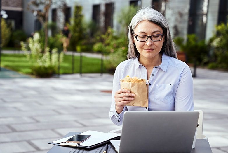 the-recruitment-consultancy-menopause-in-the-workplace Lady with menopause at work