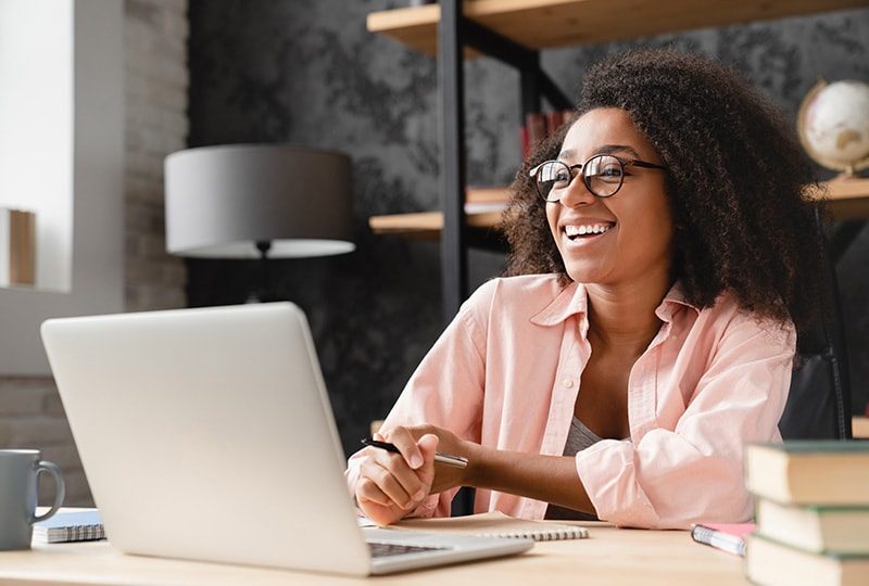 the-recruitment-consultancy-hybrid-working-model Employee working remotely